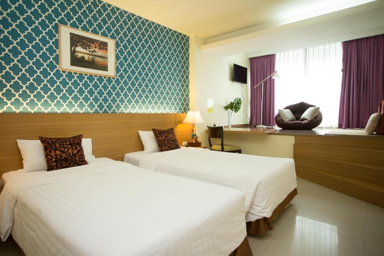 P2 Boutique Hotel Bangkok Exterior photo