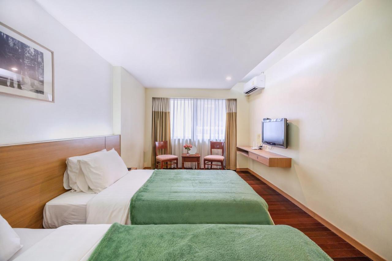 P2 Boutique Hotel Bangkok Exterior photo
