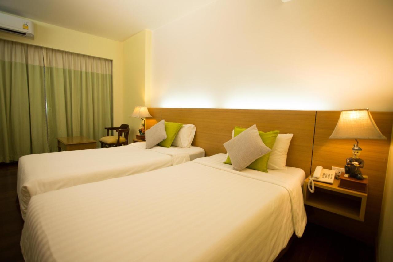 P2 Boutique Hotel Bangkok Exterior photo
