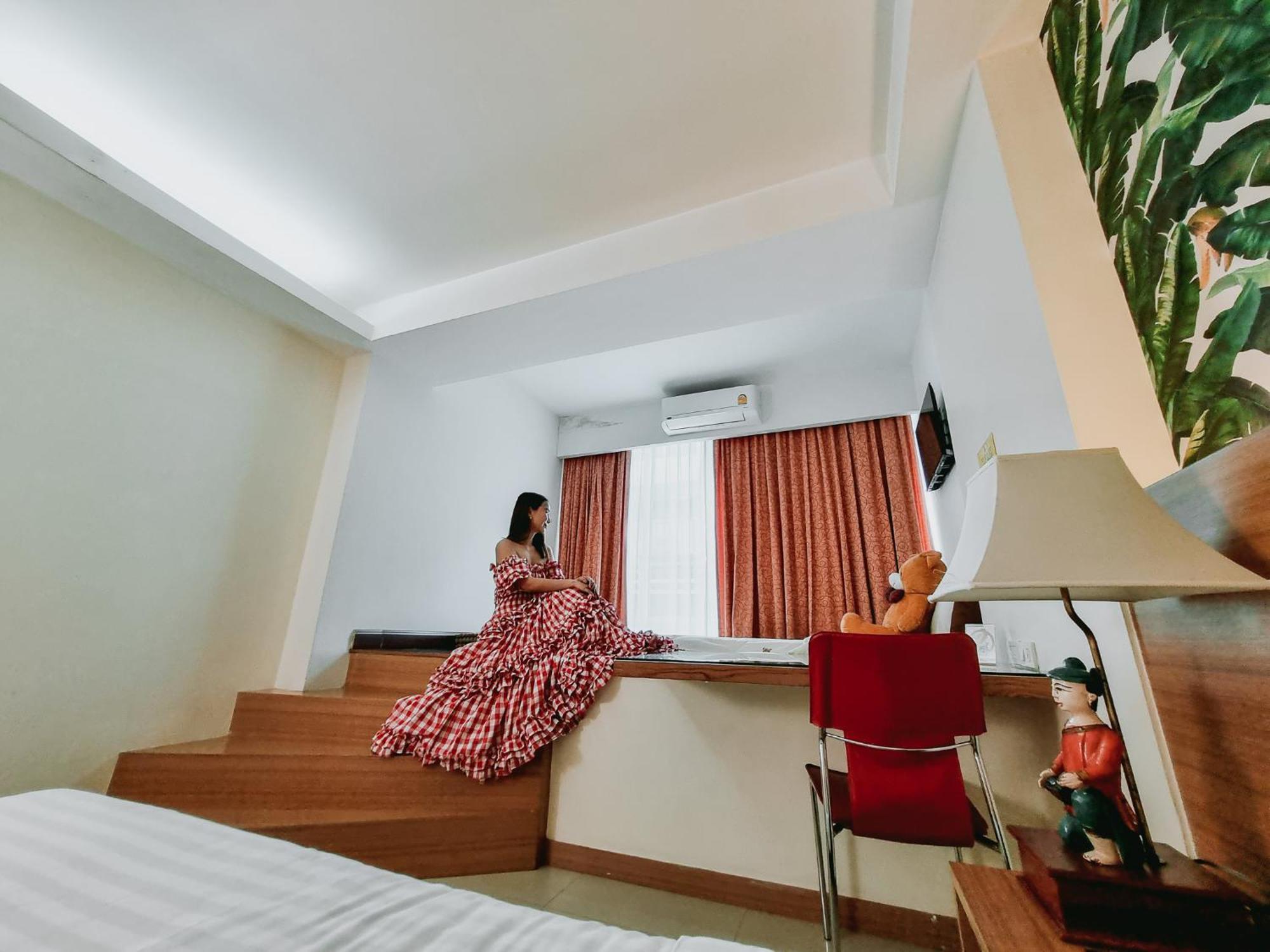 P2 Boutique Hotel Bangkok Exterior photo